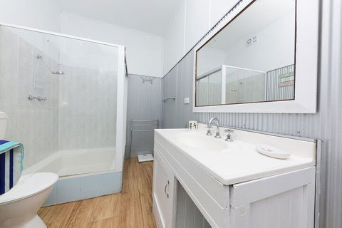Douglas Cottage - Tourism TAS 3