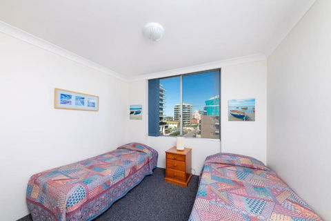 Beachpoint Unit 303 28 North Street - Tourism TAS 2