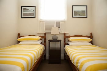 Jack Duggans Irish Pub - Tourism TAS 2