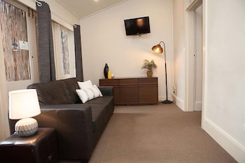 Jack Duggans Irish Pub - Tourism TAS 3