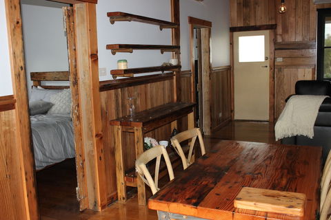 The Cottage - Hobart Tourism 3