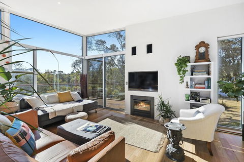 Bristlebird - Rejuvenate Stays - Hobart Tourism 6
