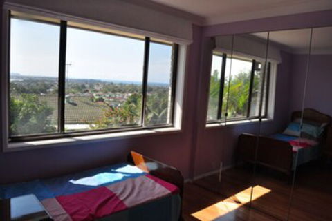 Lake & Ocean View - Hobart Tourism 5
