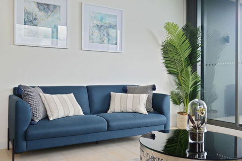 New Contemporary Apartment Near Macquarie Centre - Tourism TAS 2