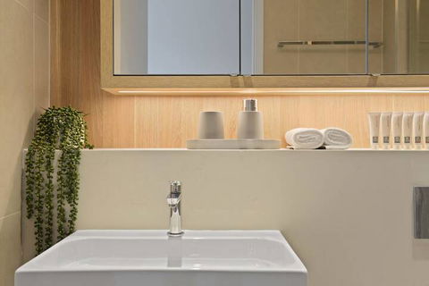 New Contemporary Apartment Near Macquarie Centre - Tourism TAS 7