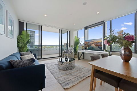 New Contemporary Apartment Near Macquarie Centre - Tourism TAS 3