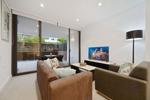 Peaceful Water Side Retreat With Huge Courtyard - Tourism TAS 3