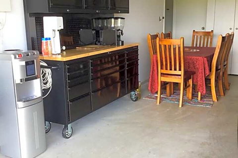 Yandina House - Hobart Tourism 1