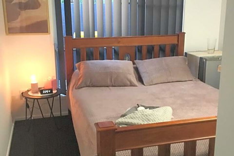 Yandina House - Hobart Tourism 6