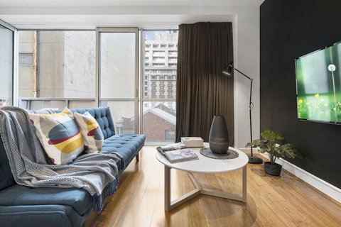 Kristina, 1BDR Melbourne Apartment - Tourism TAS 6