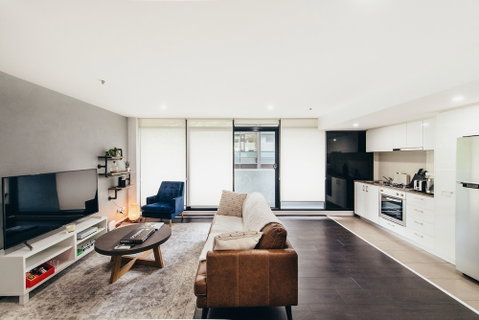 Rubi, 1BDR Melbourne Apartment - Tourism TAS 4