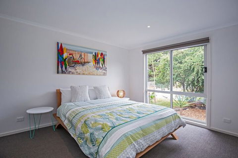 Bay Breeze Retreat - Hobart Tourism 4