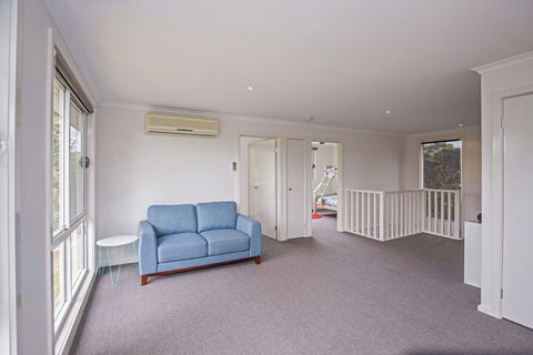 Bay Breeze Retreat - Hobart Tourism 6