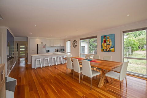 Bay Breeze Retreat - Hobart Tourism 2