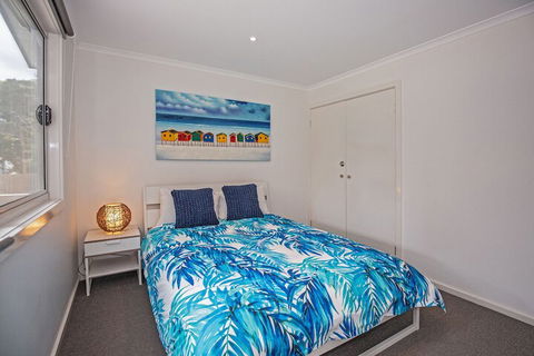 Bay Breeze Retreat - Hobart Tourism 3