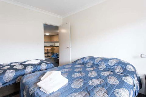 Arena Hotel - Tourism TAS 6