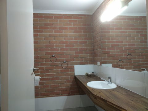 Travellers Inn Kaniva - Hobart Tourism 1