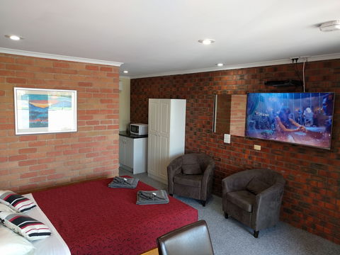 Travellers Inn Kaniva - Hobart Tourism 6