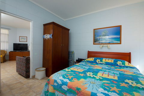 Forster Lodge 6 - Tourism TAS 4