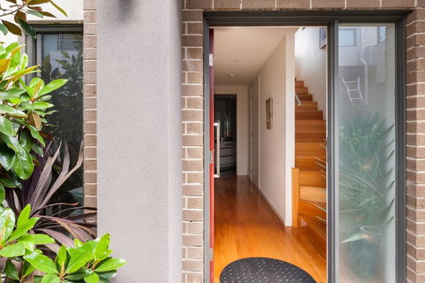Centrepoint Units Ivanhoe - Tourism TAS 1