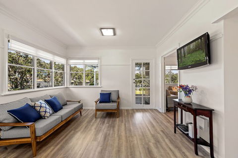 Viola House - Hobart Tourism 4