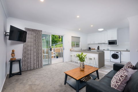 Albury Yalandra Apartment 3 - Tourism TAS 4