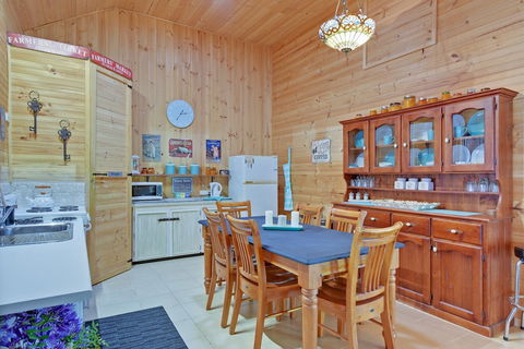 Stony Rise Cottage B&B - Hobart Tourism 5