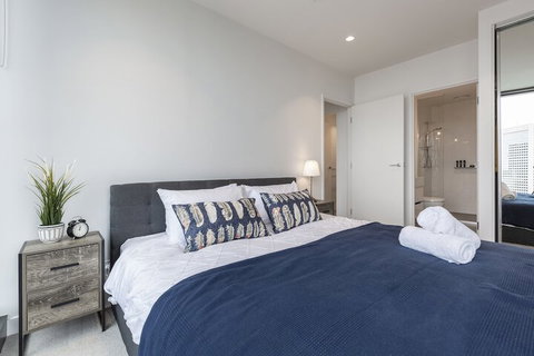 Trendy Melbourne 2 Bedroom Apartment By BnB Pro - Tourism TAS 7