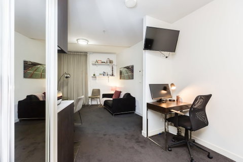 Imogen, Melbourne Studio Apartment - Tourism TAS 0