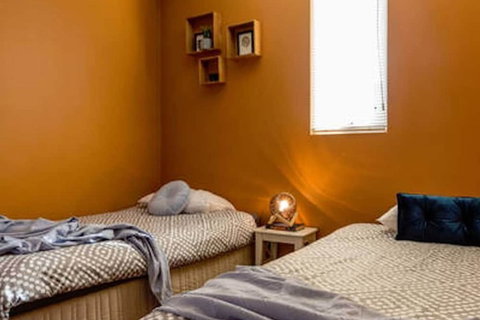 Mika, 2bdr Fitzroy Pad With Secure Parking - Tourism TAS 7
