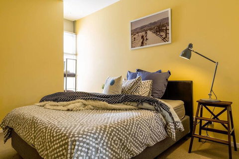 Mika, 2bdr Fitzroy Pad With Secure Parking - Tourism TAS 3