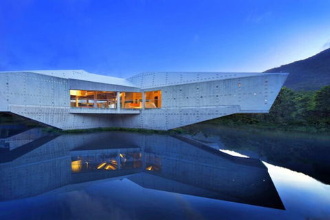 Alkira Award Winning Luxury Holiday Home - Hobart Tourism 4