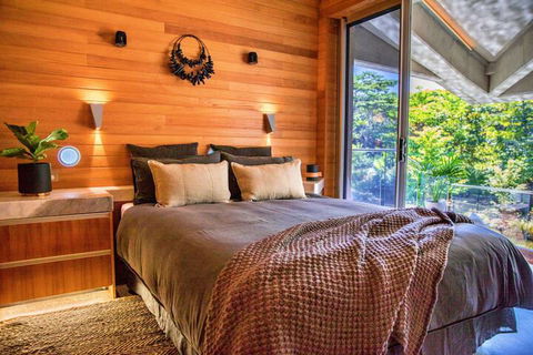 Alkira Award Winning Luxury Holiday Home - Hobart Tourism 7