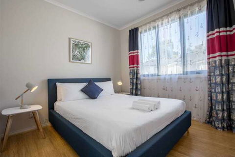 70 Greenbell Doncaster - Tourism TAS 6