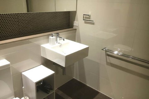 CBD Apartment In Perfect Location - Tourism TAS 4