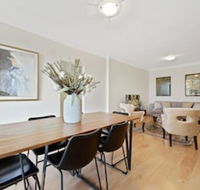 HomeHotel Luxury Close to Train Station - Hobart Tourism