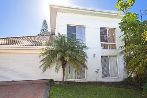 1 / 17 22nd Ave Sawtell NSW - Tourism TAS 1