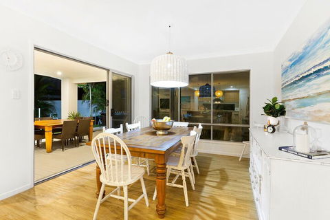 Beachside Holiday Escape - Hobart Tourism 5