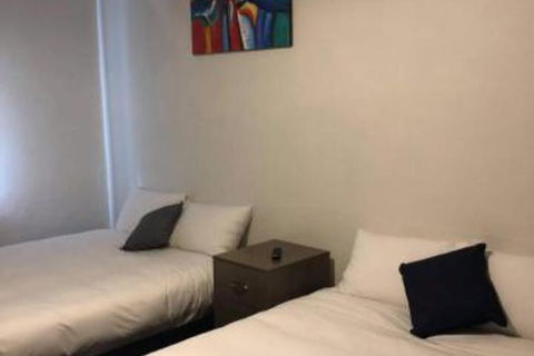 Leura Hotel Camperdown - Hobart Tourism 5