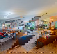 Driftwood on Anderson Free Wifi - Tourism TAS