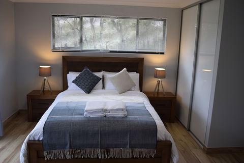 Eagle Bay House - Tourism TAS 4