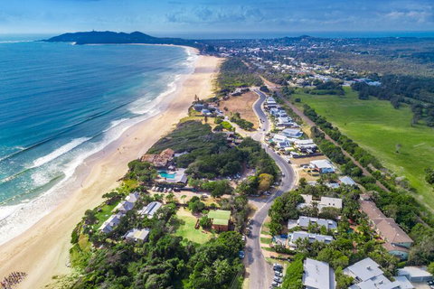 A PERFECT STAY - 3 Salty Sisters - Hobart Tourism 1