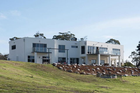 Paradise Point Tamar Valley Residence With Pool - Hobart Tourism 4
