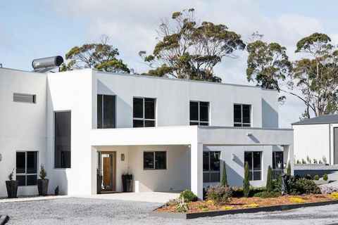 Paradise Point Tamar Valley Residence With Pool - Hobart Tourism 1