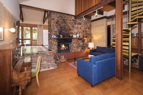 Trastevere Cowaramup Farm House - Tourism TAS 6