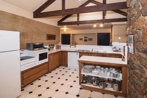 Trastevere Cowaramup Farm House - Tourism TAS 4