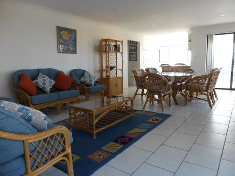 Hi Surf Unit 4 92 Head St. Forster - Tourism TAS 5