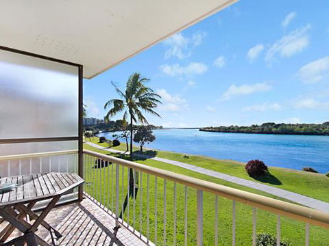 7 / 18 Endeavour Parade Riverfront Tweed Heads - Hobart Tourism 4
