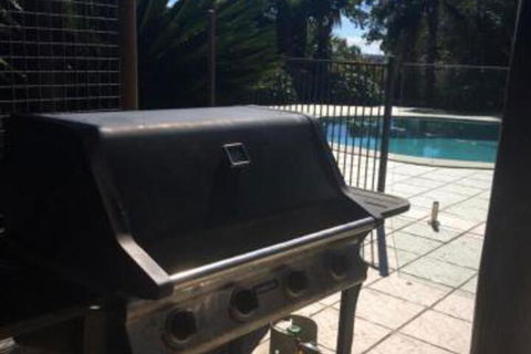 Takura Heights Modern Country Apartment With Pool Access - Hobart Tourism 3