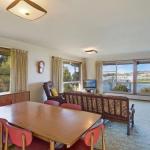 2 Water Crescent Retro Haven - Hobart Tourism 0